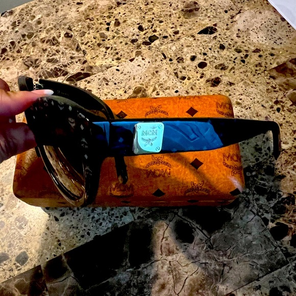 Mcm sunglasses main image 5